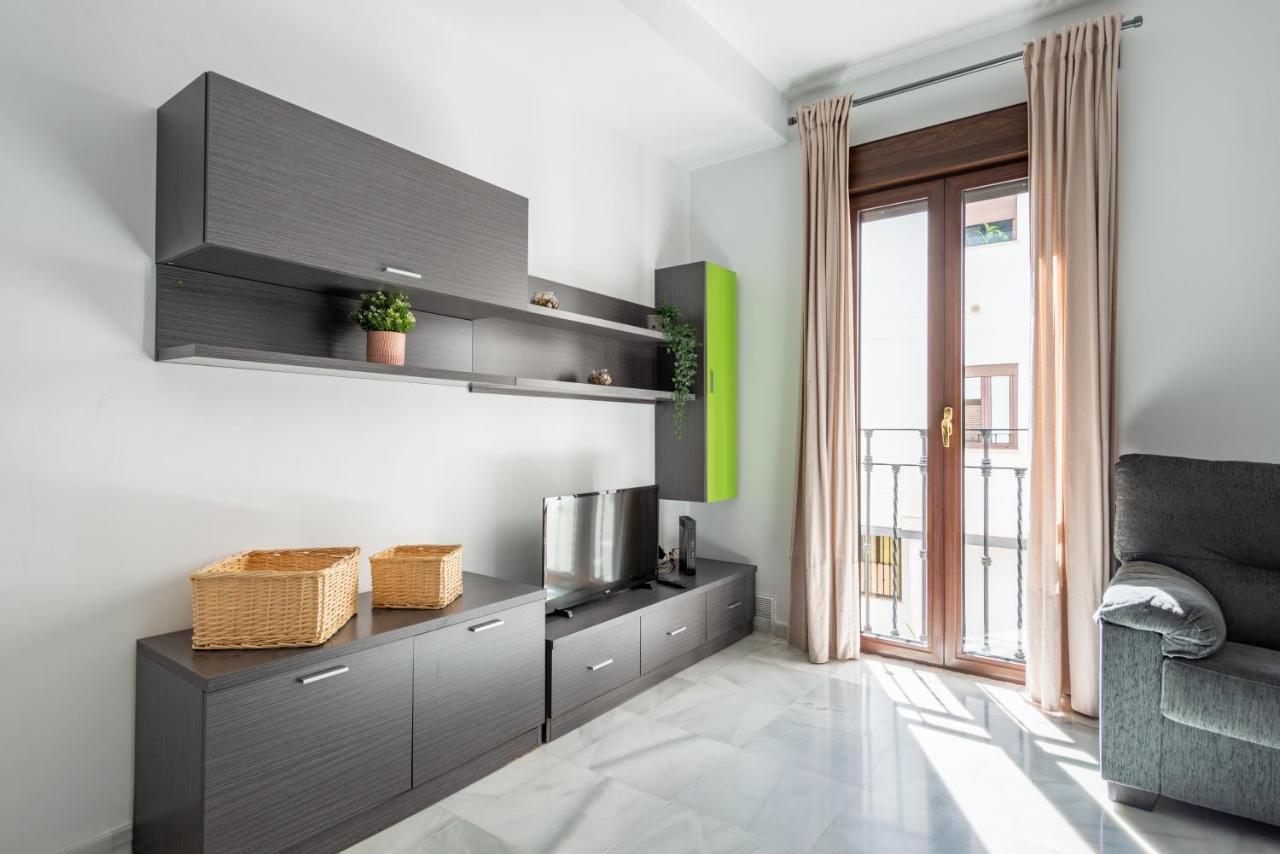 First Floor Near Macarena Church Seville Ngoại thất bức ảnh